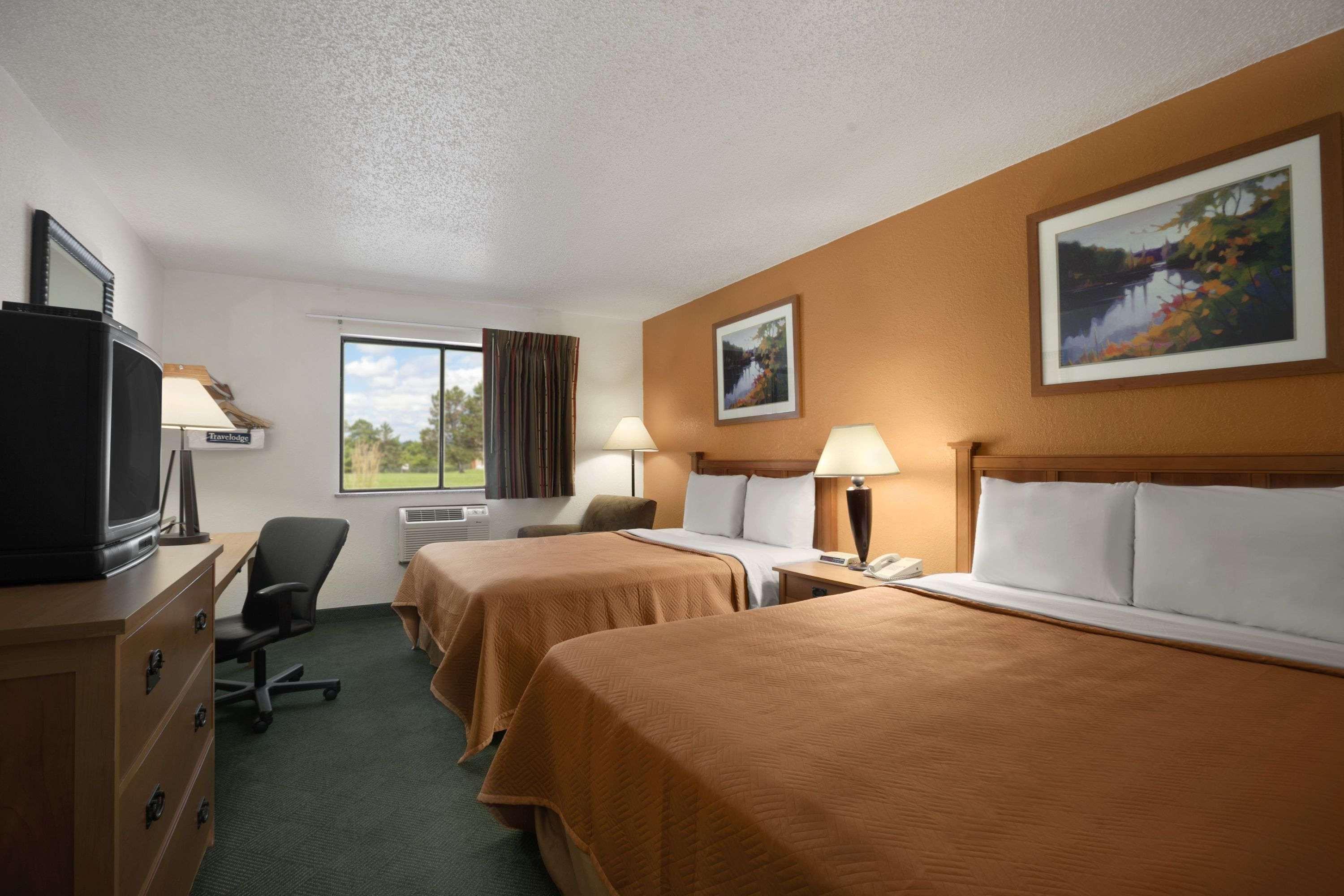 Travelodge By Wyndham Muskegon Exteriör bild